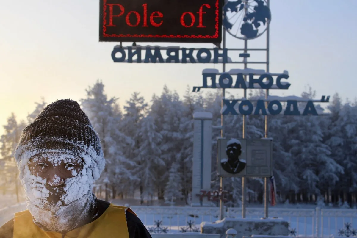 Якутия при -50°C живет обычной жизнью, а Москва при -20°C замирает. Главные причины экстремальных морозов