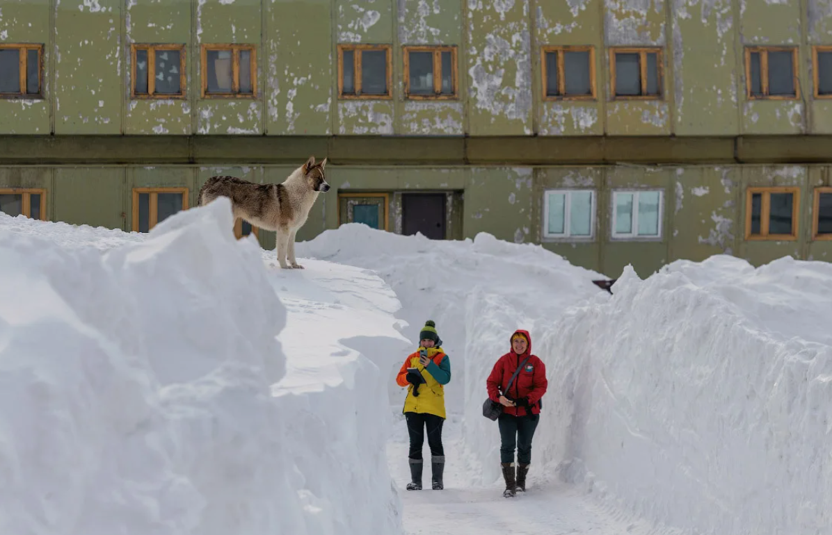 Диксон: от 5000 жителей до 300. Как самый северный порт выживает сегодня