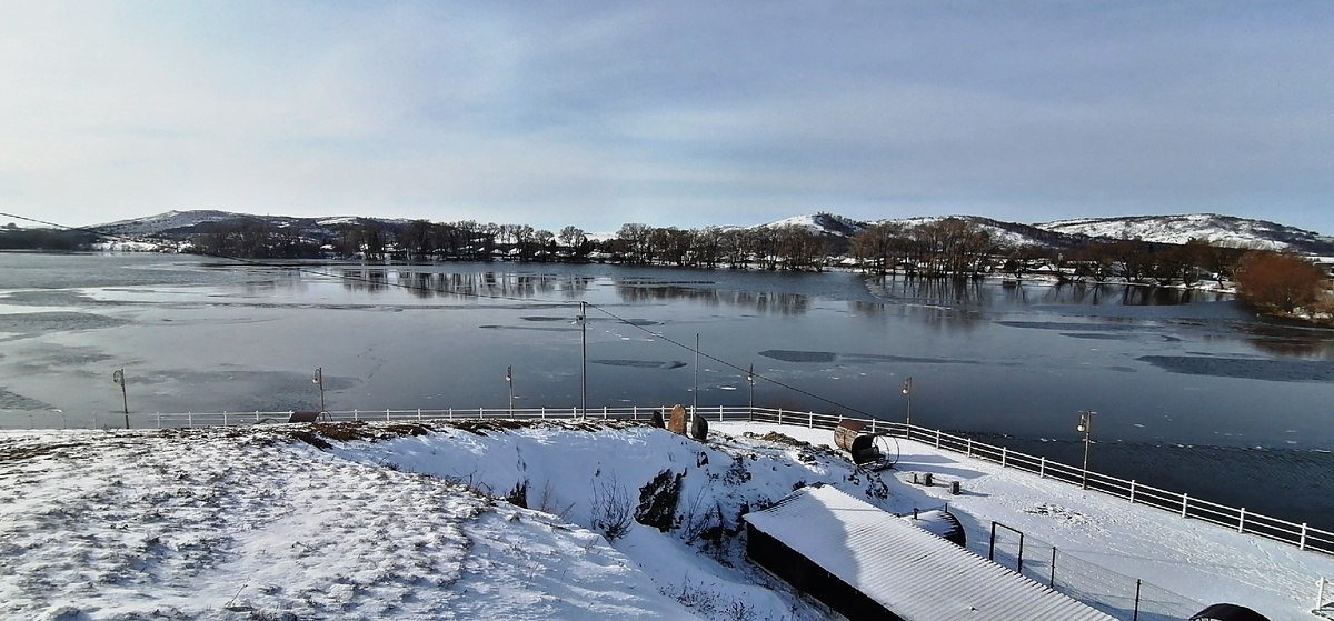 Скальный каньон на р. Кизиха в Алтайском крае – красивое место в степи